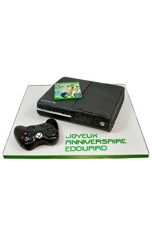 XBOX and Fifa birthday cake