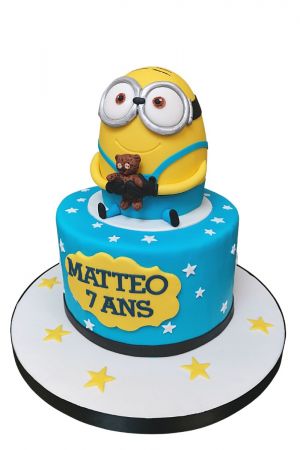 Minion decorated Cake