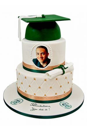 Graduation cake with photo