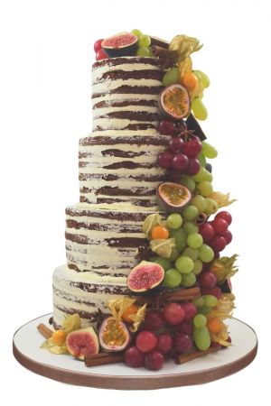 Naked cake met herfstfruit