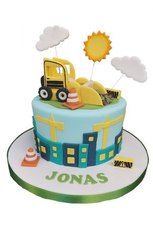 Construction site birthday cake