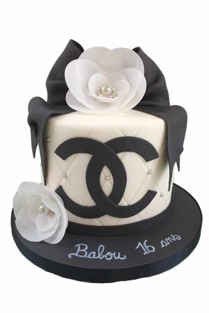 Chanel fashion birthday cake