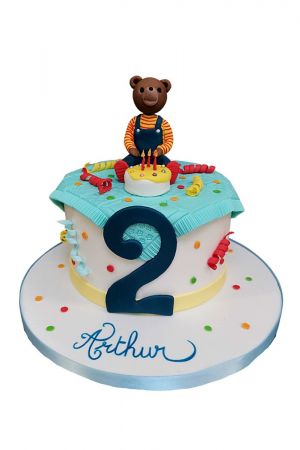 Brown bear birthday cake