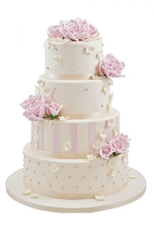 Roses Hydrangeas wedding cake