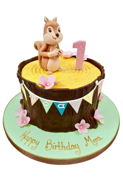 Cute Cartoon Baby Squirrel Birthday Cake Vector Animal Illustration Hearts  Stock Vector by ©Oncidium 445738170